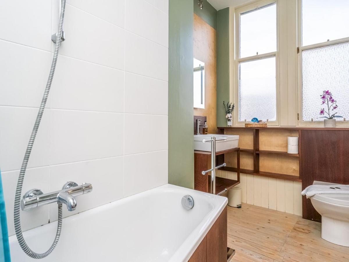 New Stunning 3 Beds Flat In Chic Area Of The City Edinburgh Eksteriør billede